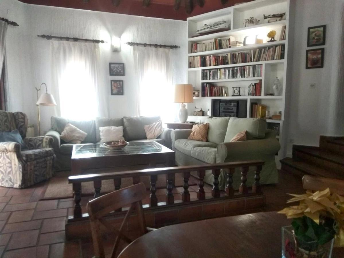 Rural En La Mancha Con Jardin Y Piscina Privados Holiday home *