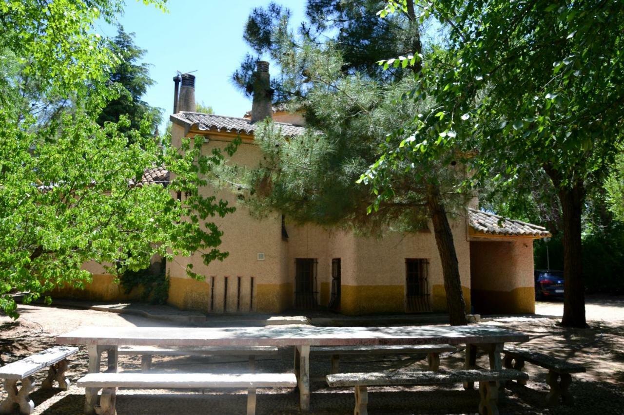Rural En La Mancha Con Jardin Y Piscina Privados Tomelloso