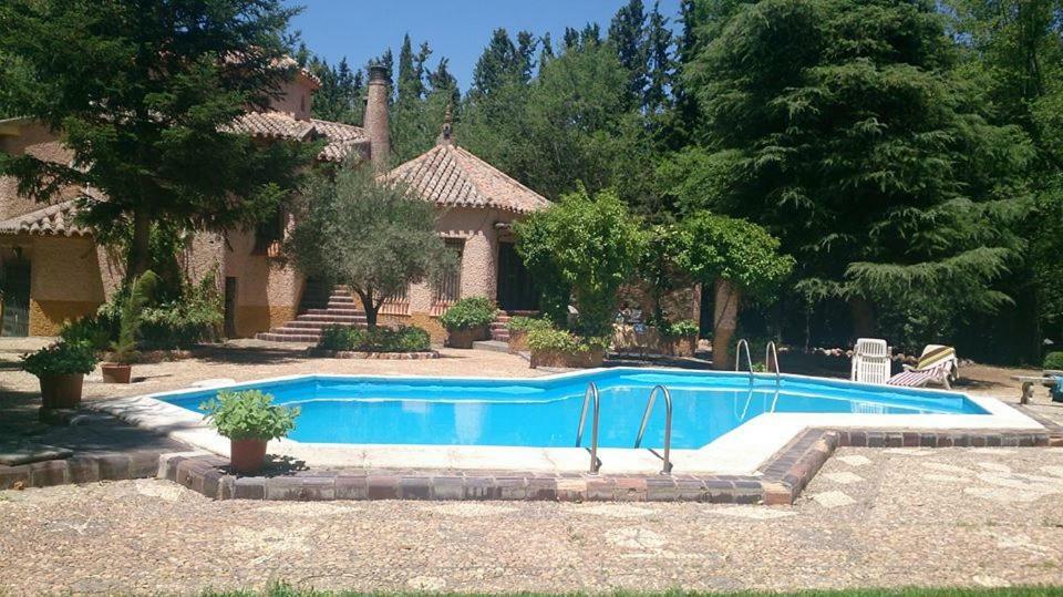 Rural En La Mancha Con Jardin Y Piscina Privados Holiday home