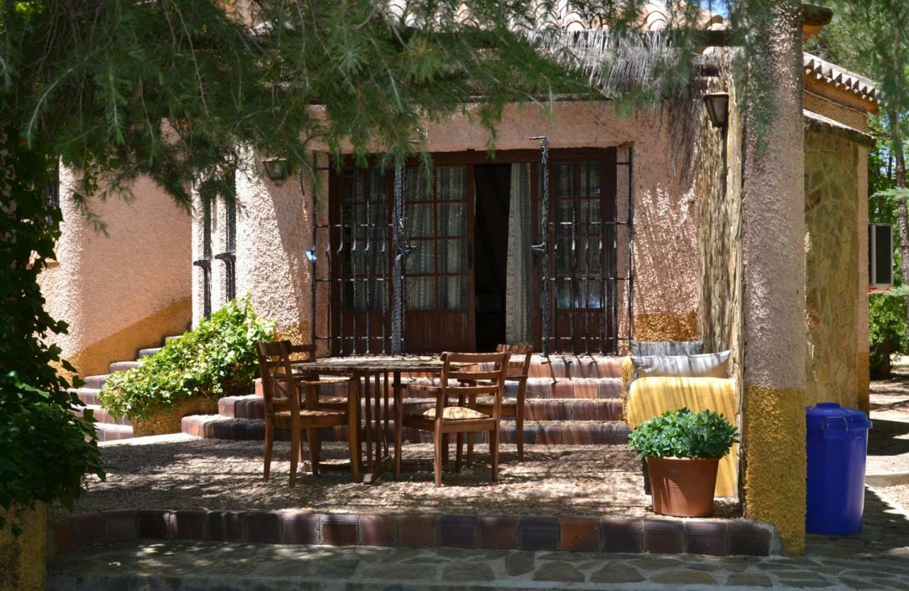 Rural En La Mancha Con Jardin Y Piscina Privados Holiday home *